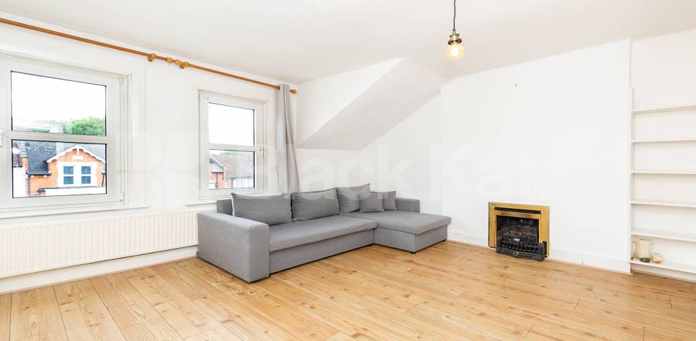 			NEW INSTRUCTION!, 1 Bedroom, 1 bath, 1 reception Flat			 Church Lane, Crouch End